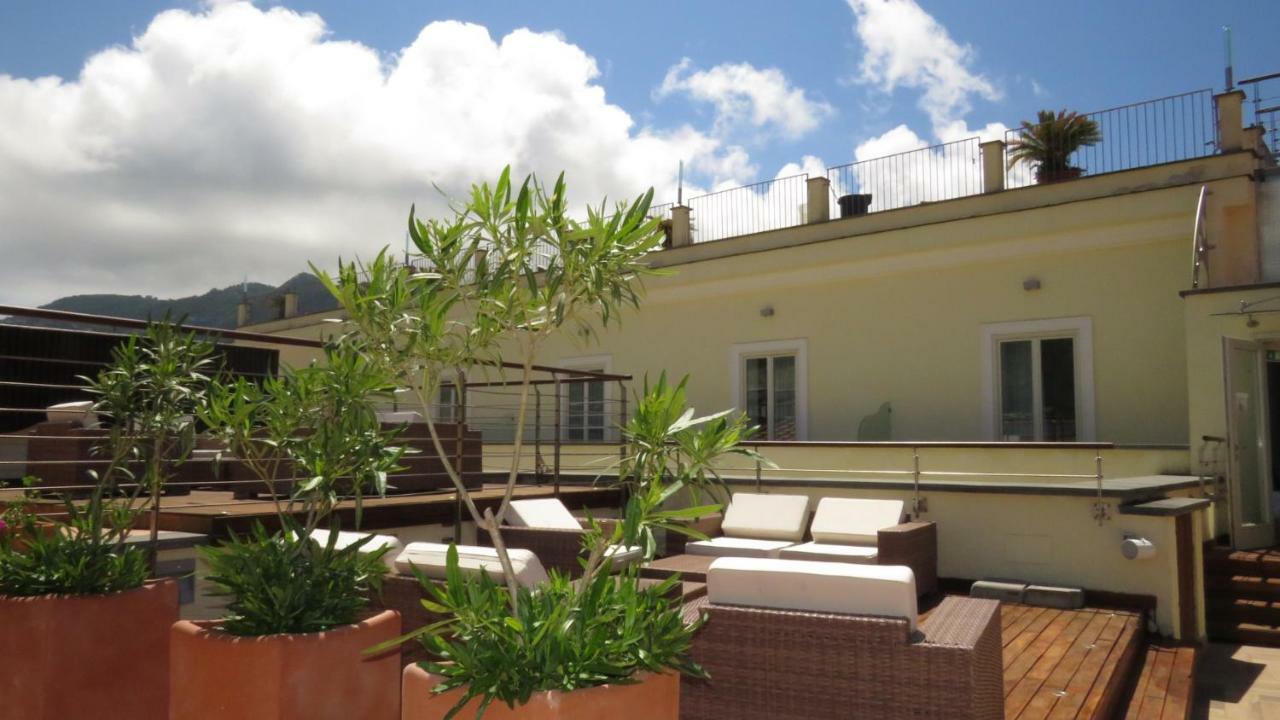 Seven Hostel & Rooms Sant'Agnello Extérieur photo